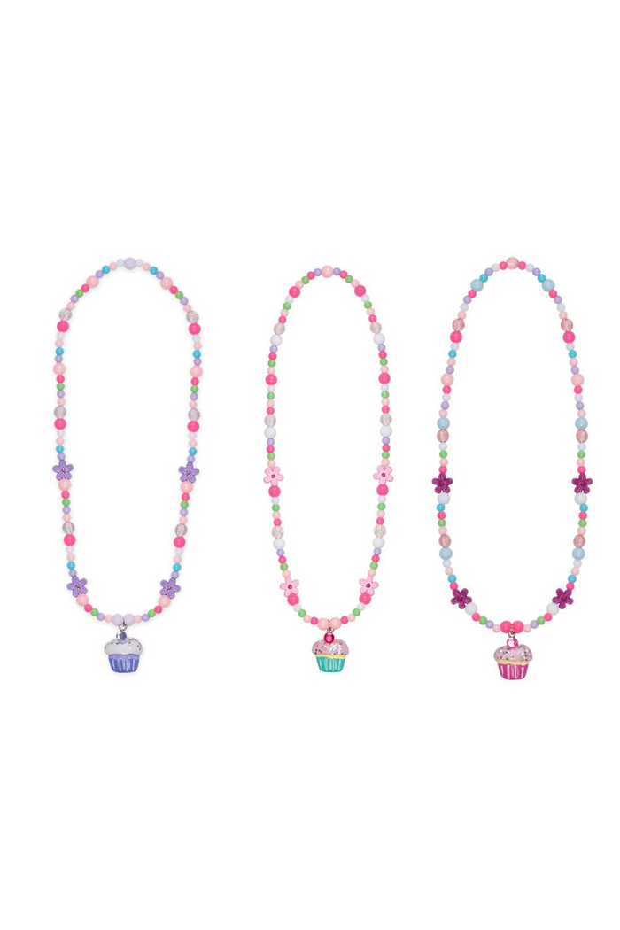Great Pretenders: Cutie Cupcake Crunch Necklace