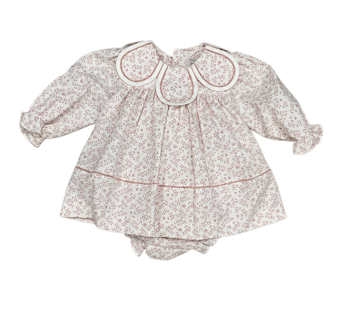 Sophie & Lucas: BB Branches Petal Float